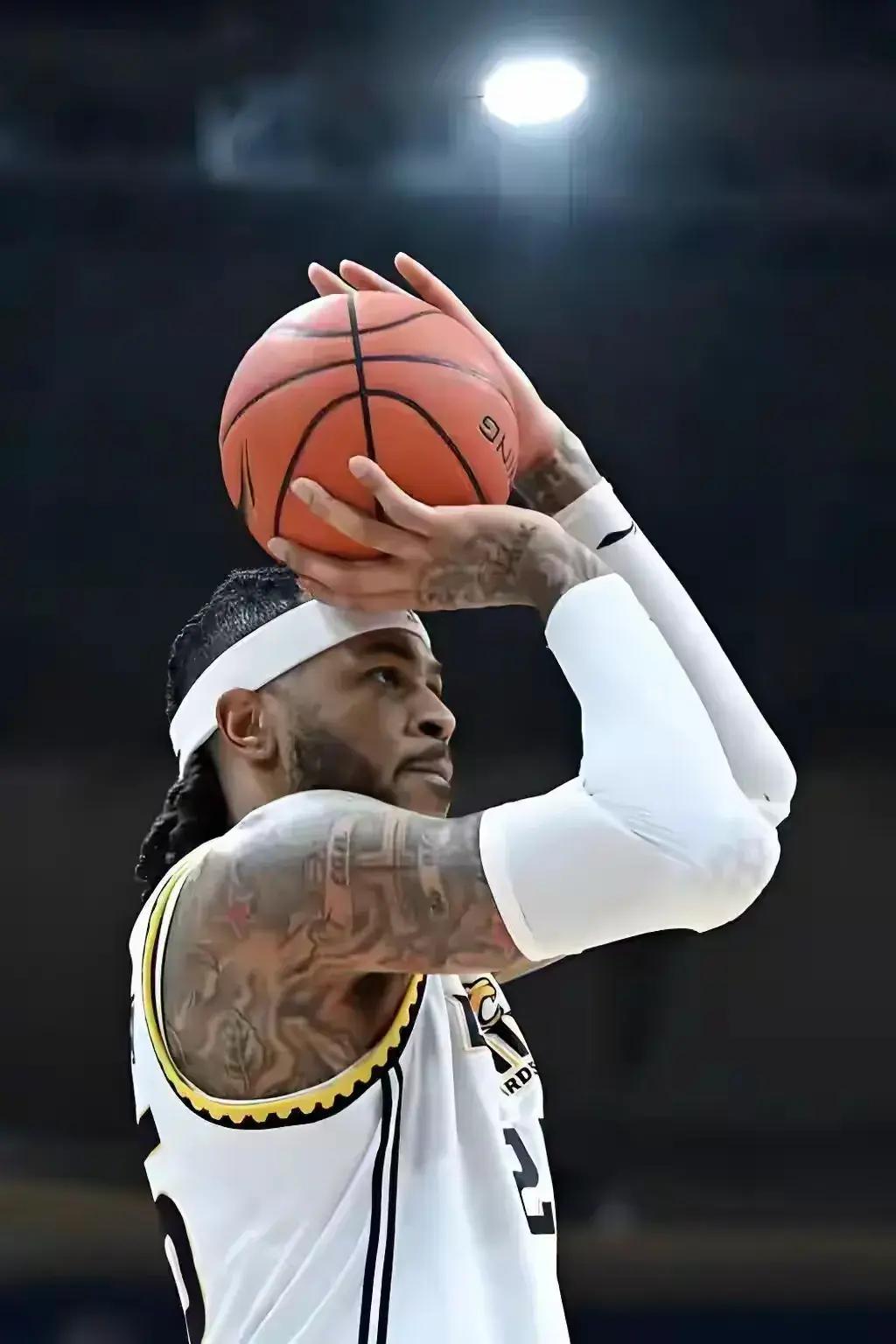 重磅！风云突变辽宁本钢赛后遗憾出局广厦男篮赛后内部沟通，风云突变里尔赛后止住颓势的简单介绍